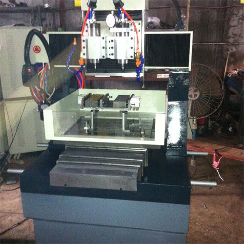 HD4030（双主轴）电脑雕刻机